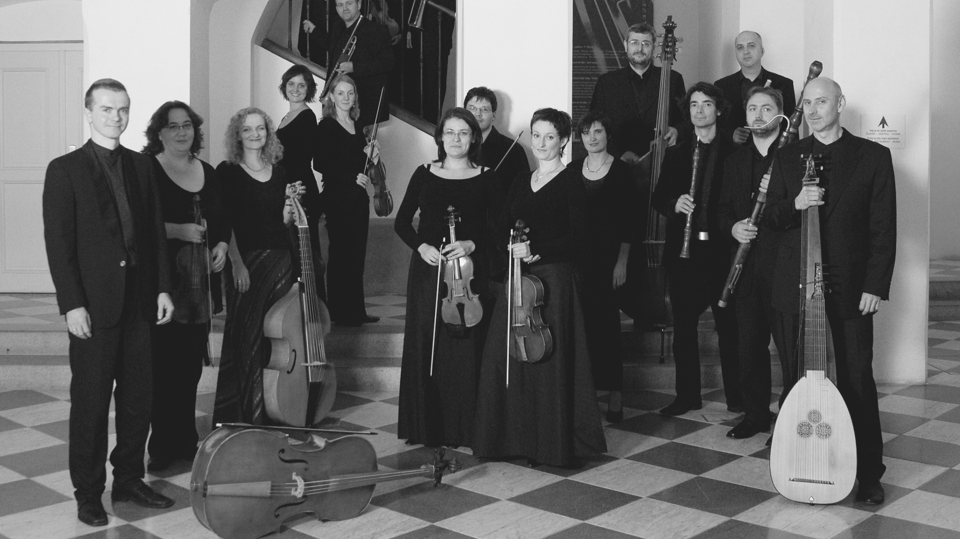 16x9 LVHF Musica Florea c Miroslav Světlík