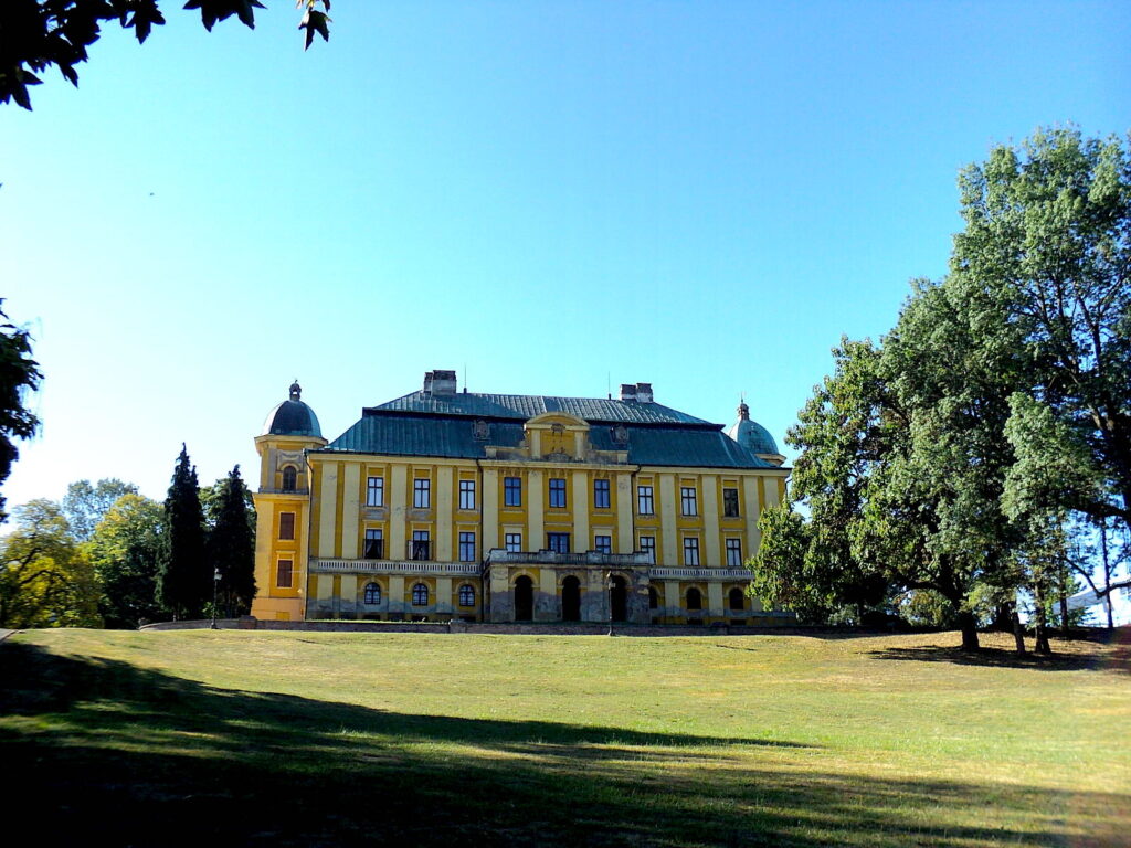 Familienschloss Pejačević in Našice, Kroatien