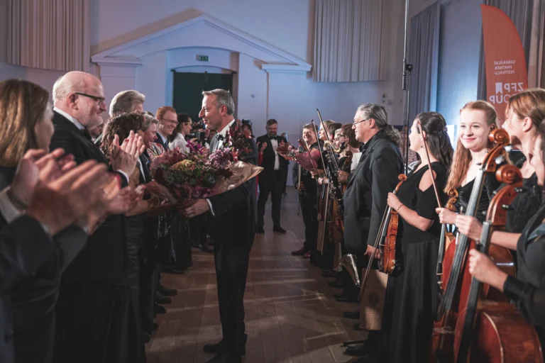LVHF 2023 | ZÁVĚREČNÝ GALAKONCERT | Victor Teodosiev & Radek Baborák & Orquestrina Baborak | Jízdárna zámku Lednice 7.10.2023