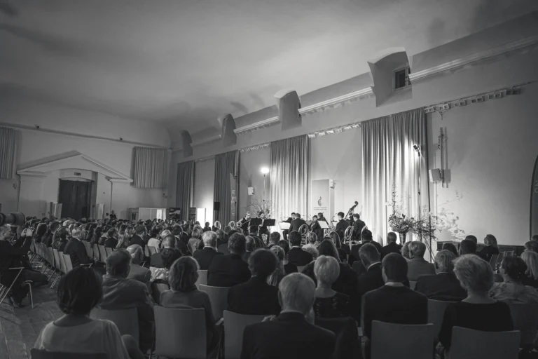 LVHF 2023 | ZÁVĚREČNÝ GALAKONCERT | Victor Teodosiev & Radek Baborák & Orquestrina Baborak | Jízdárna zámku Lednice 7.10.2023