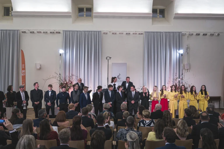 LVHF 2023 | ZÁVĚREČNÝ GALAKONCERT | Victor Teodosiev & Radek Baborák & Orquestrina Baborak | Jízdárna zámku Lednice 7.10.2023