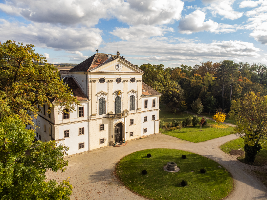7 Zamek Kirchstetten
