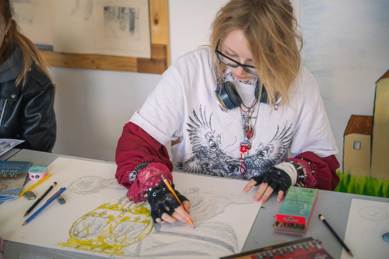 LVHF 2026 | Hudebně-výtvarná dílna pro děti SSPŠ Cultus – grafický design s MgA. Kateřinou Rutherford | 25.09.2026