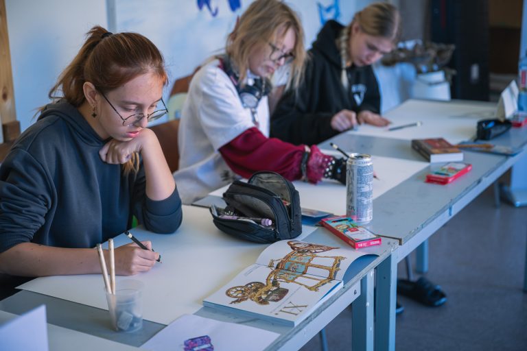 LVHF 2026 | Hudebně-výtvarná dílna pro děti SSPŠ Cultus – grafický design s MgA. Kateřinou Rutherford | 25.09.2026